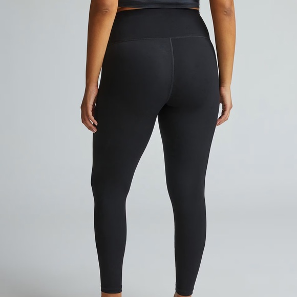 Everlane The Perform Legging - Picture 2 of 5